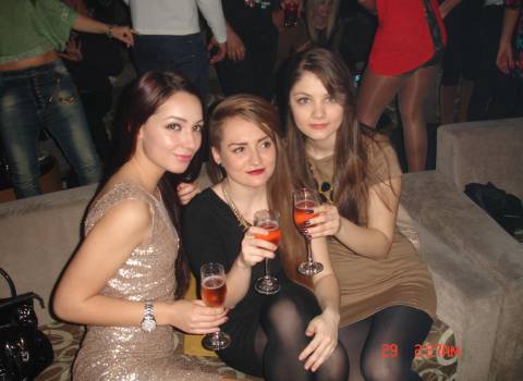 12-2013 Dove trovare belle ragazze studentesse in Romania?