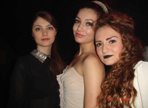 12-2013 Natale a Timisoara, belle ragazze in discoteca