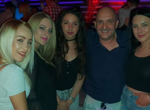 12-05-2018 Divertimento in Romania con belle gnocche universitarie