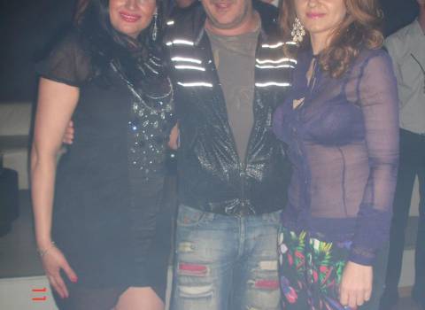 Divertimento in Romania con belle ragazze bionde e more 10-05-2014