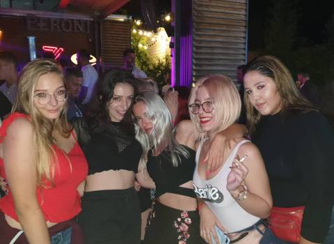 Come conoscere in vacanza belle donne in Romania 6-09-2019