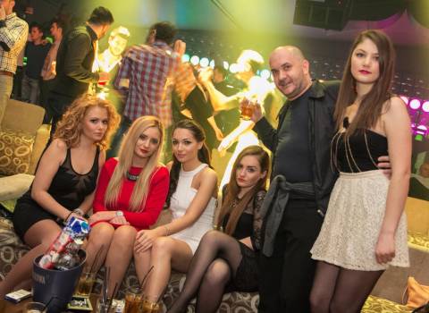 Serata divertente con belle ragazze in Romania per la festa di San Valentino 14-02-2014