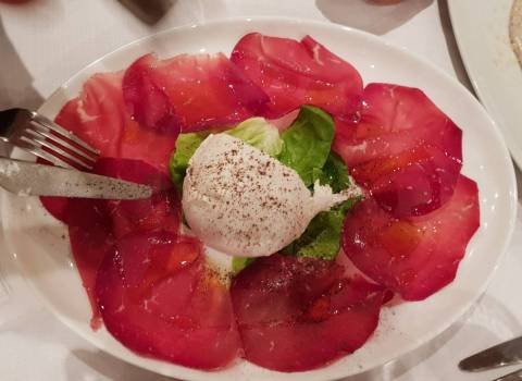 26-01-19 Carpaccio di manzo con mozzarella di bufala buonissima a Timisoara