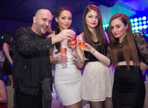 Divertimento con belle ragazze a Timisoara, in Romania 14-02-2014