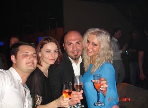 Divertimento con belle ragazze in Romania 26-04-2014