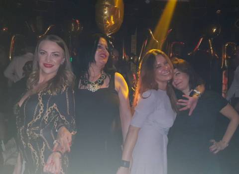 31-12-19 Divertimento assicurato a Capodanno in Romania con ragazze belle