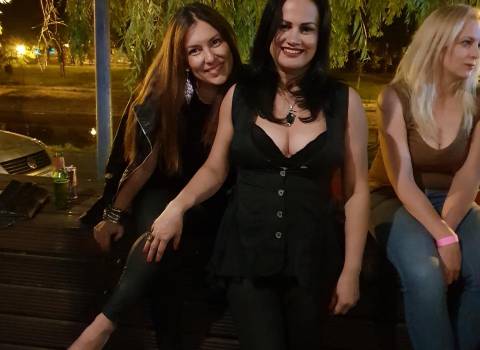 11-05-2018 Dove conoscere in Romania belle donne more con tette grandi?