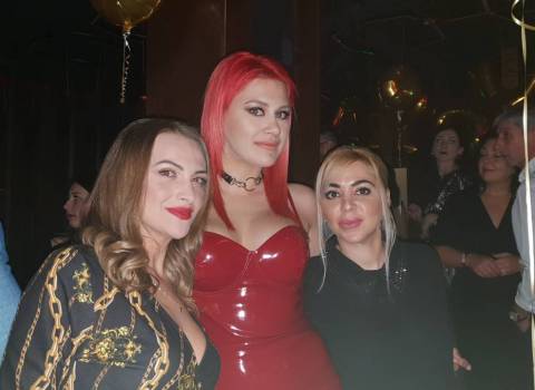 31-12-19 Come festeggiare in Romania un Capodanno con belle ragazze?