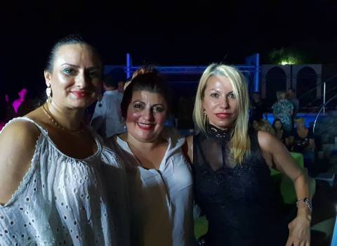 11-08-2018 Foto bellissime donne giuste e mature da conoscere in Romania