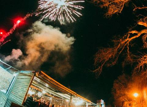 31-12-19 Timisoara a Capodanno fuochi d'artificio e bellissime ragazze