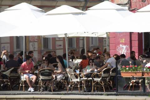 Belle donne rumene piazza 2013 Timisoara