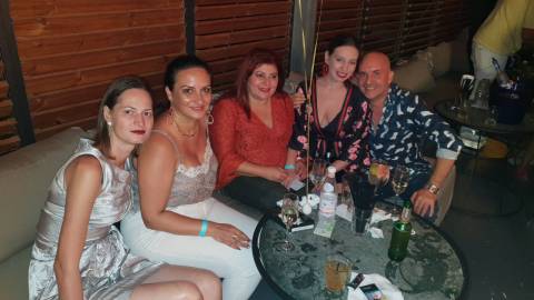 17-08-2018 Dove conoscere in Romania con belle ragazze mature Milf?